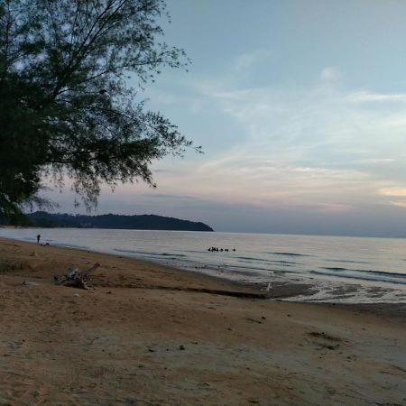 Family Beach Condo Pd At Cocobay Resort Condominium Porto Dickson Exterior foto