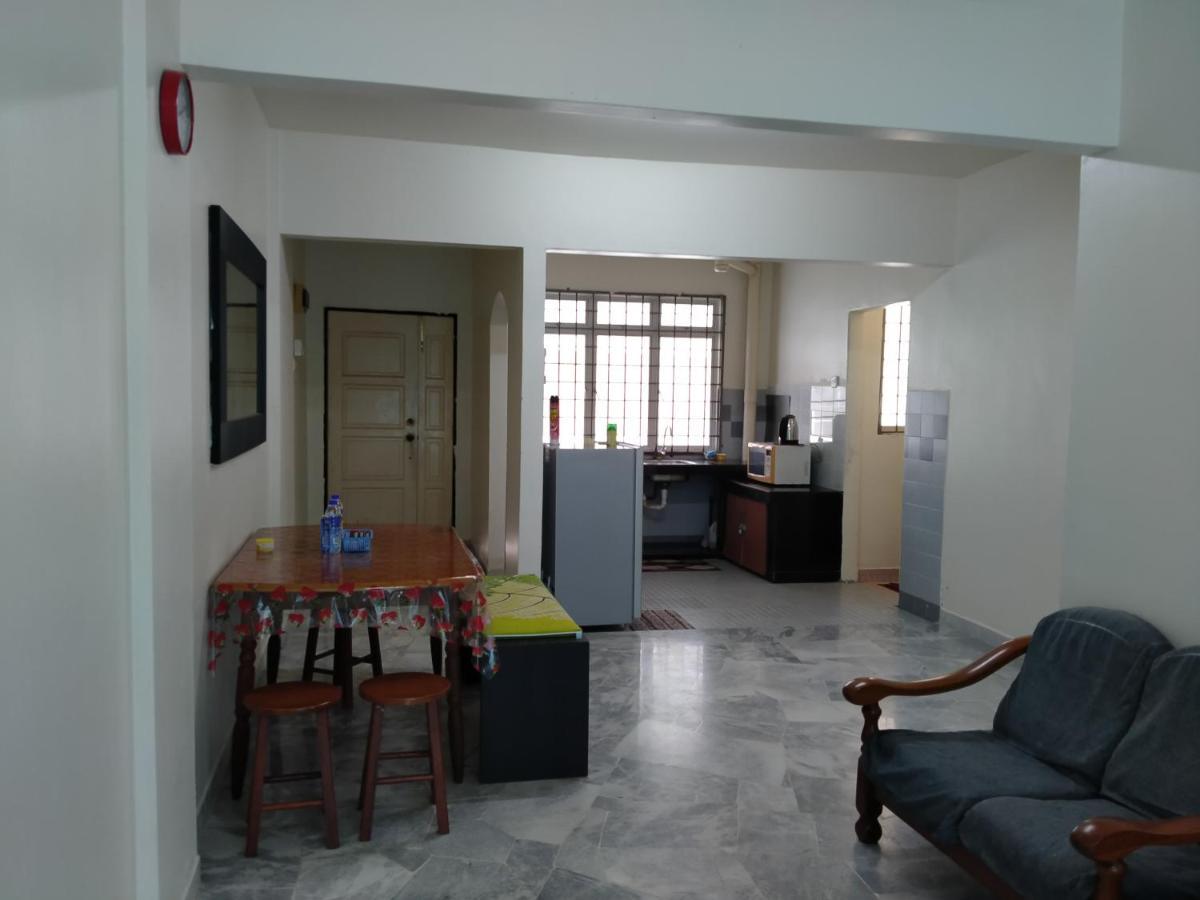 Family Beach Condo Pd At Cocobay Resort Condominium Porto Dickson Exterior foto