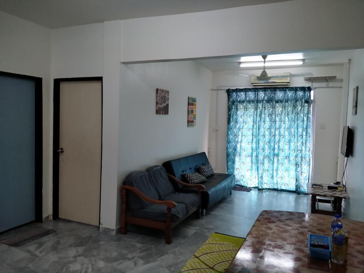 Family Beach Condo Pd At Cocobay Resort Condominium Porto Dickson Exterior foto